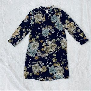 🎉🎉 2/$30 🎉🎉 H&M mini dress.